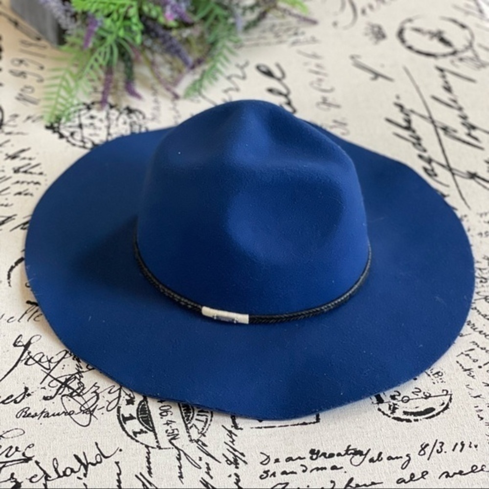 Abercrombie & Fitch Wide Brim Floppy Felt Fedora Hat